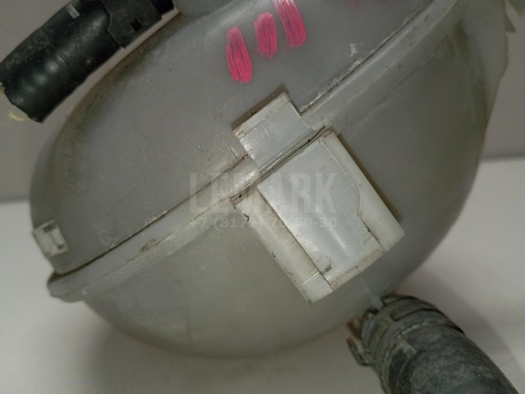 Бачок расширительный