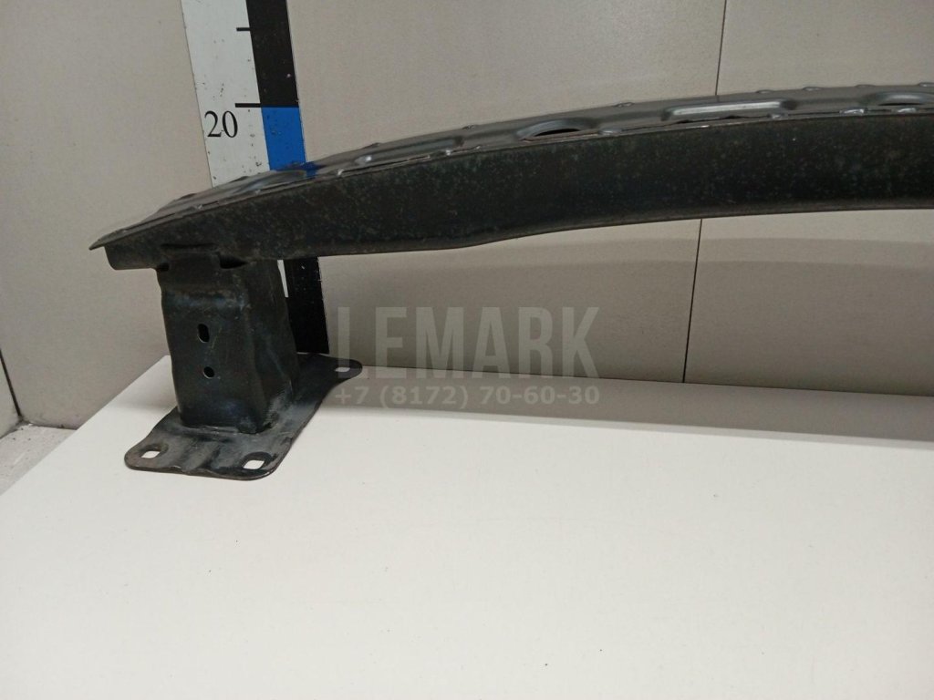 Усилитель заднего бампера