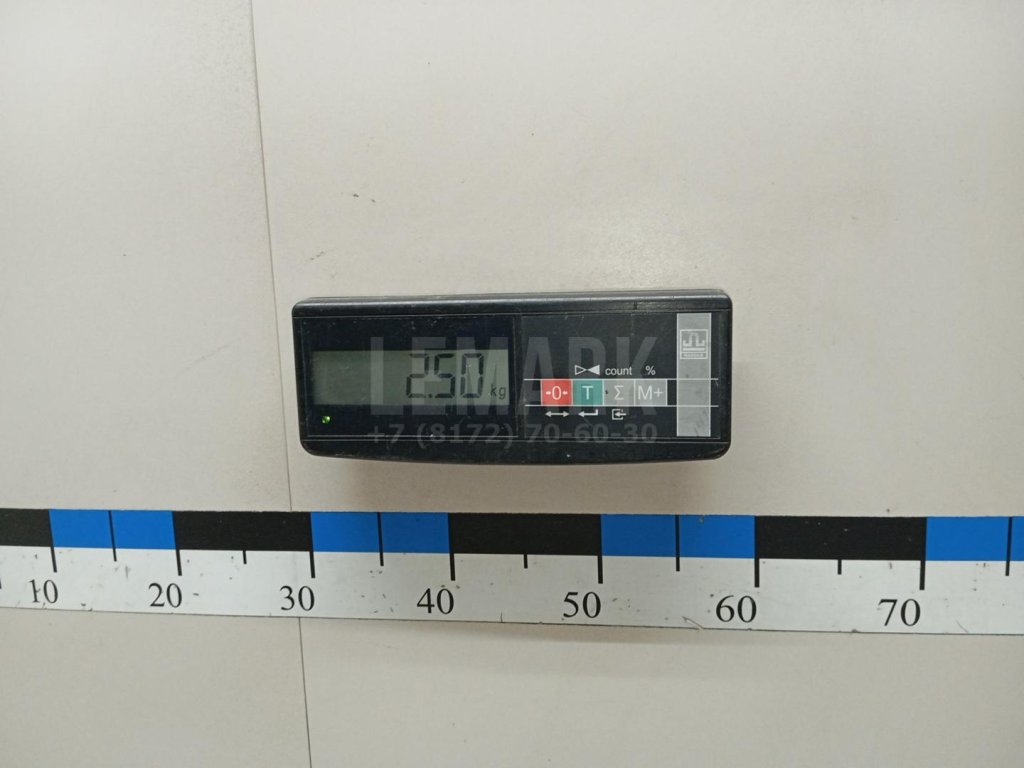 Кулак поворотный передний левый