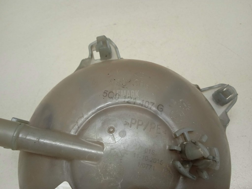 Бачок расширительный