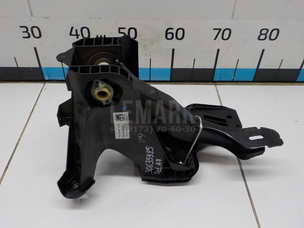 Педаль тормоза