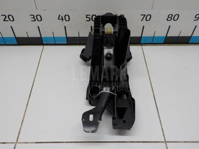 Педаль тормоза