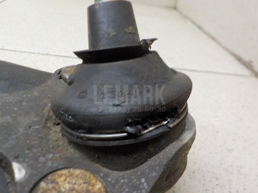 Рычаг передний левый