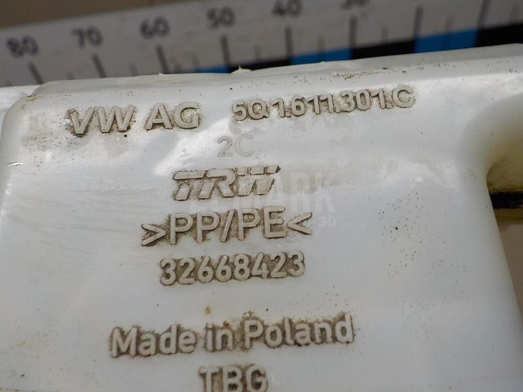 Бачок главного тормозного цилиндра