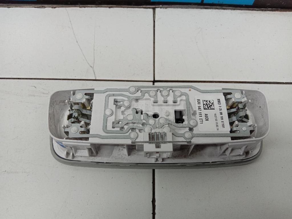 Плафон салонный