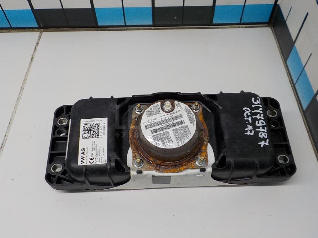 Подушка безопасности пассажирская (в торпедо)