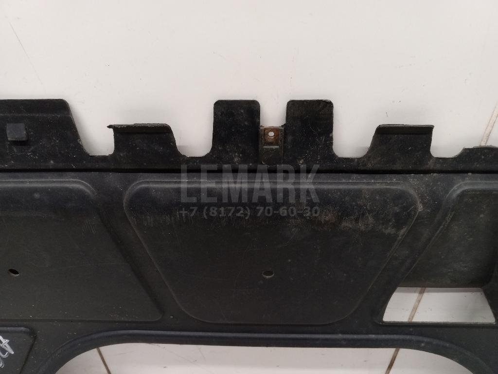 Пыльник двигателя центральный