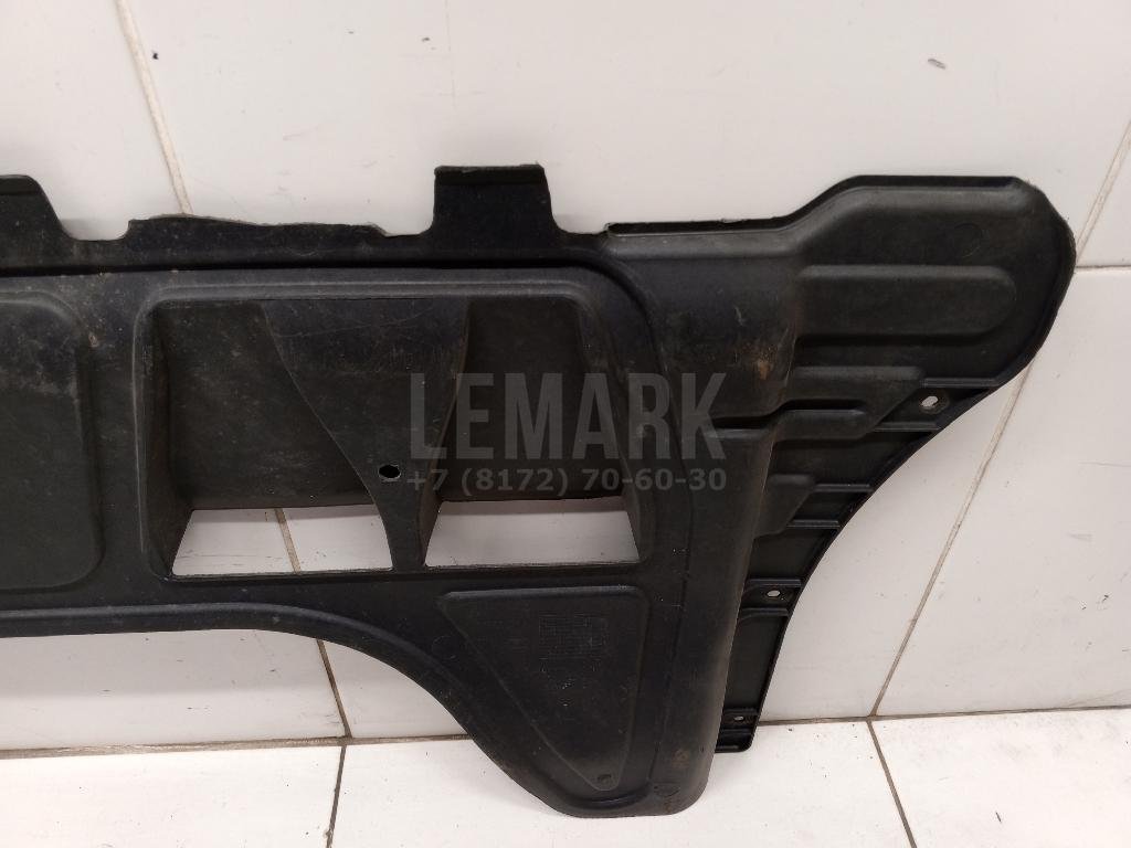 Пыльник двигателя центральный