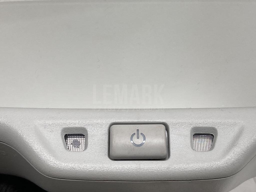 Зеркало заднего вида