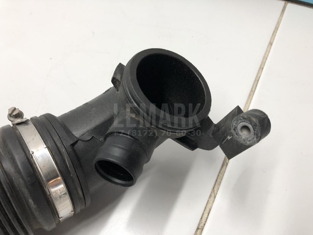 Патрубок воздушного фильтра