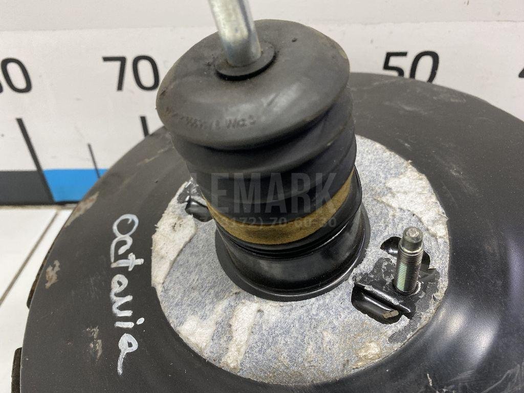 Усилитель тормозов вакуумный