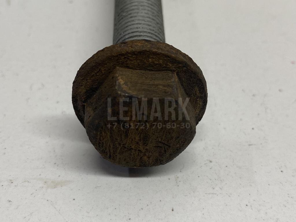 Болт заднего рычага