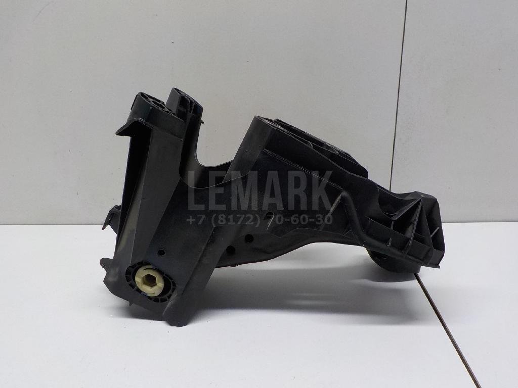 Педаль тормоза