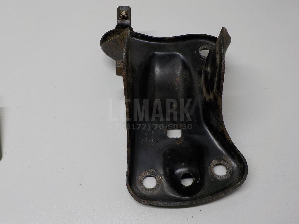 Кронштейн задней балки