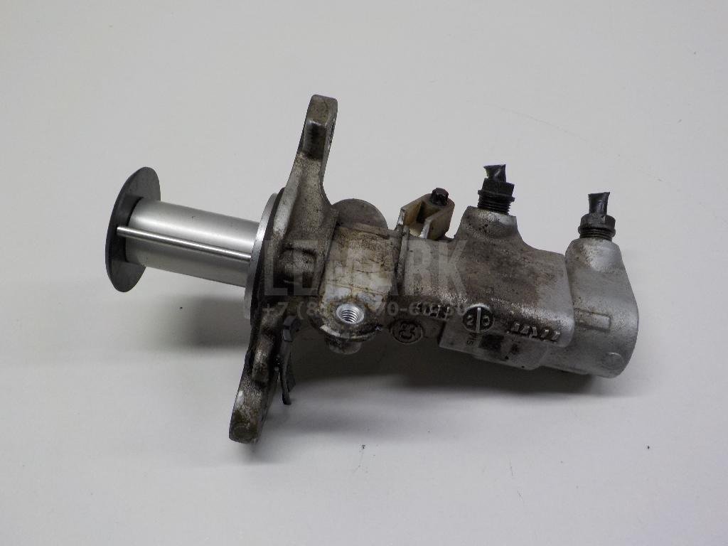 Цилиндр тормозной главный