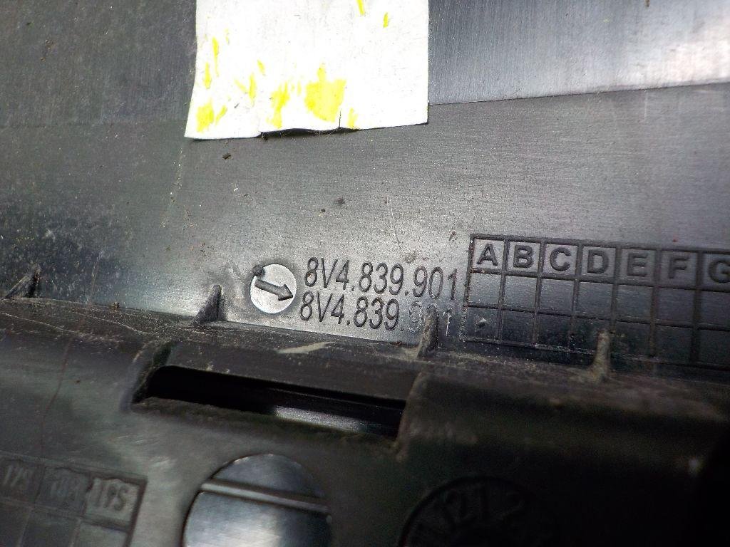 Накладка двери задней левой