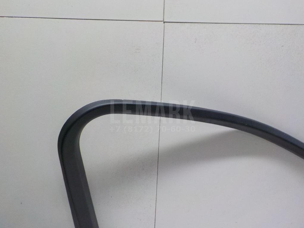 Накладка двери передней левой