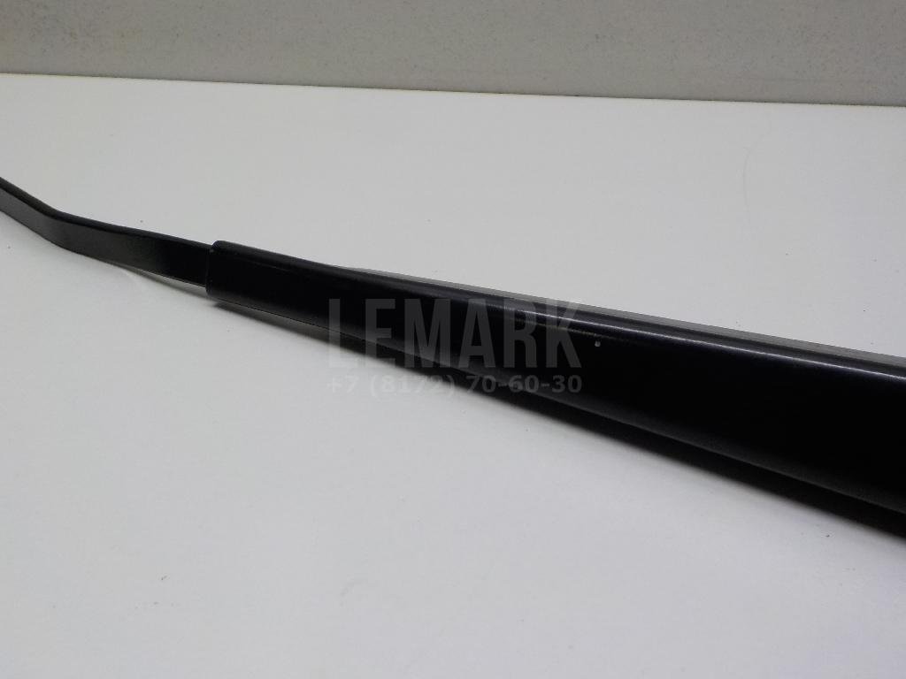 Поводок стеклоочистителя передний правый