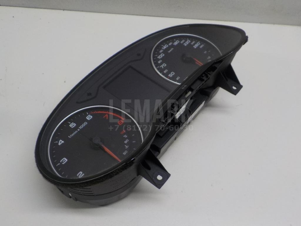 Панель приборов