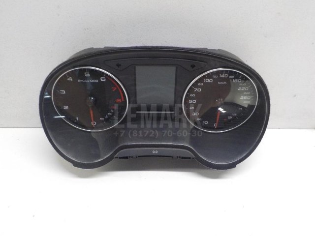 Панель приборов