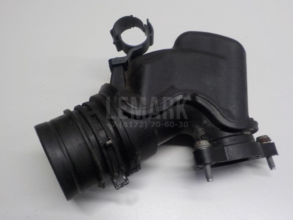 Патрубок воздушного фильтра