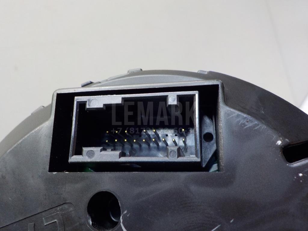 Панель приборов