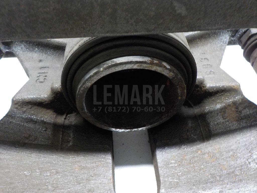 Скоба суппорта переднего правого