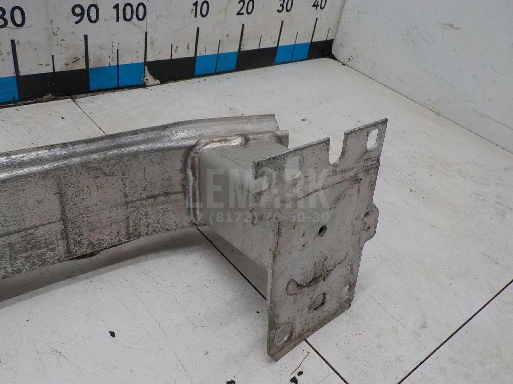 Усилитель переднего бампера