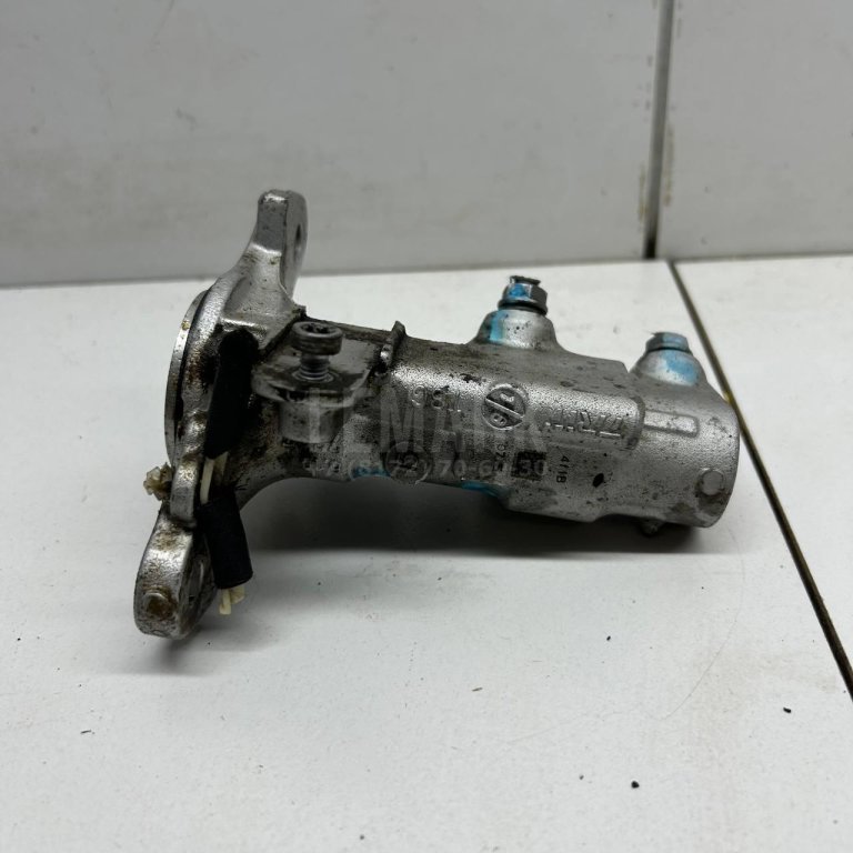 Цилиндр тормозной главный