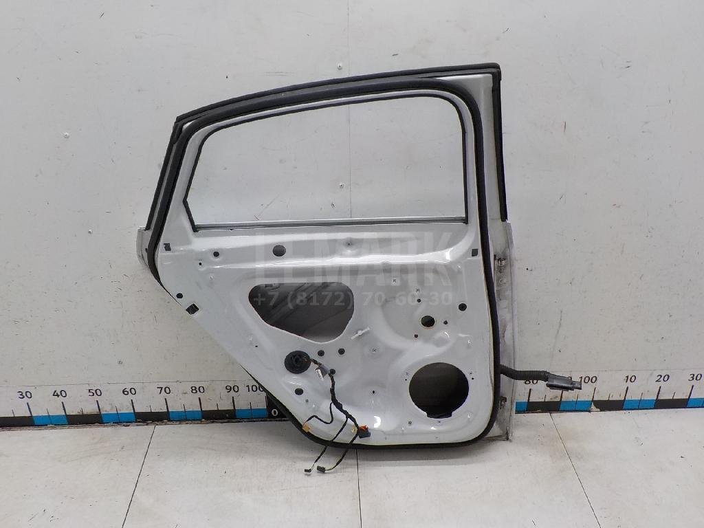 Дверь задняя левая