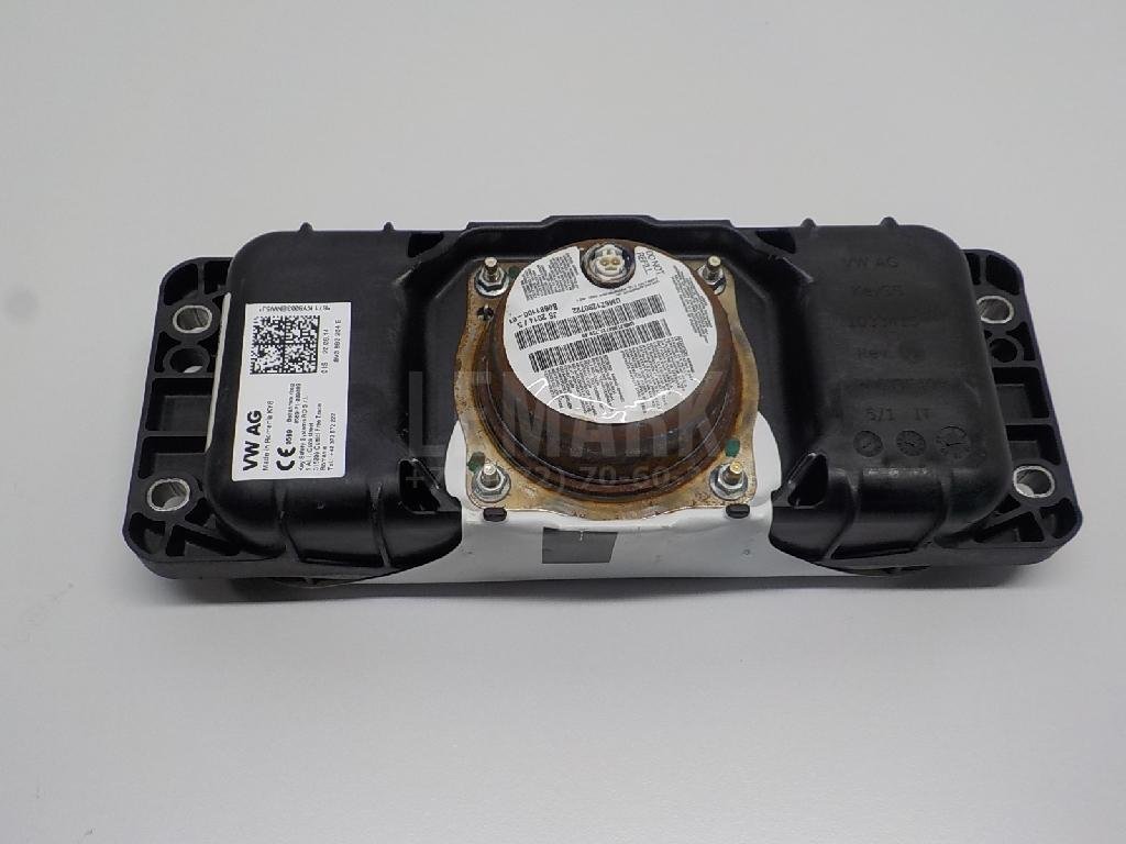 Подушка безопасности пассажирская (в торпедо)