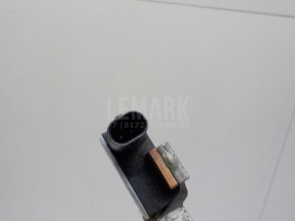 Клемма аккумулятора минус