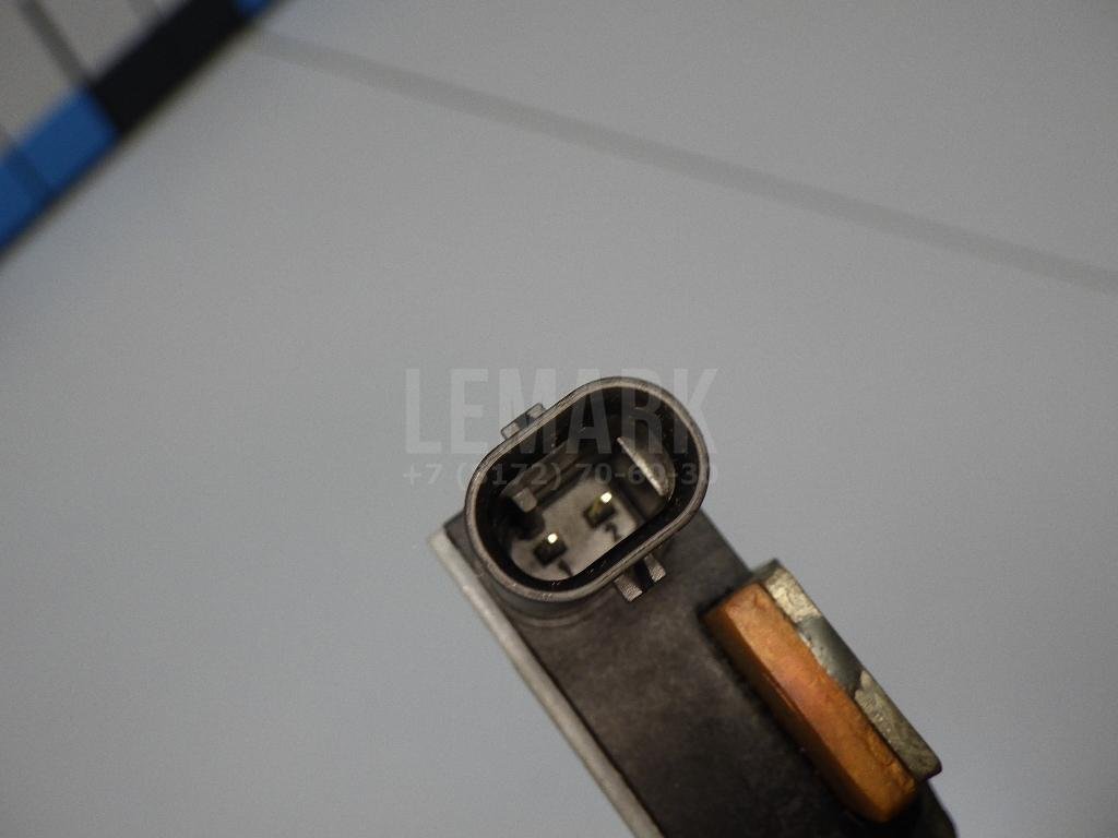 Клемма аккумулятора минус