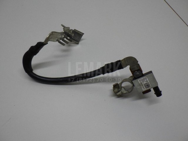 Клемма аккумулятора минус