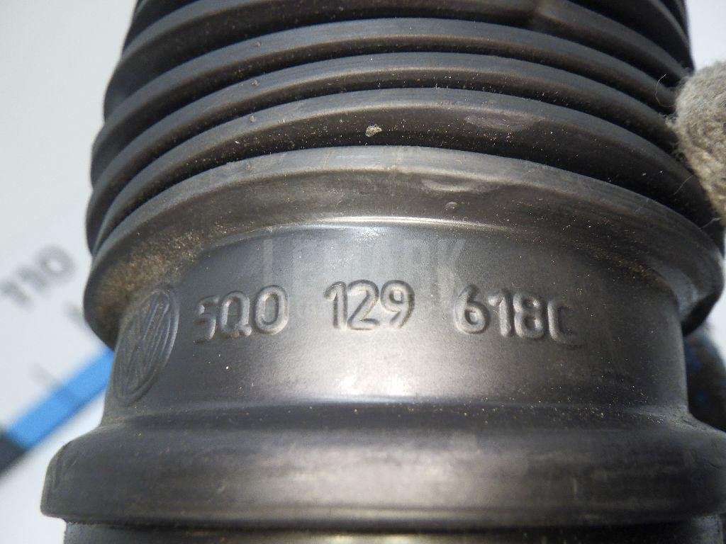 Патрубок воздушного фильтра