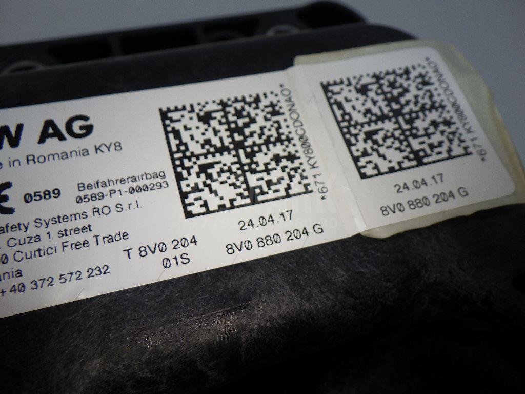 Подушка безопасности пассажирская (в торпедо)