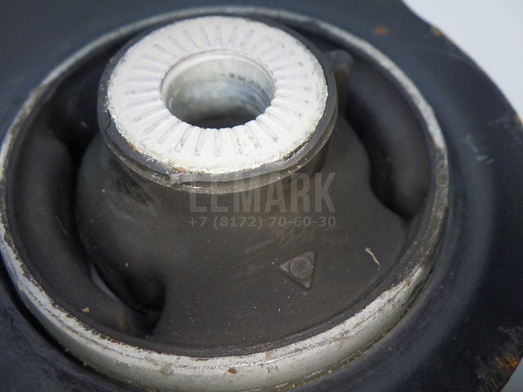 Рычаг передний левый