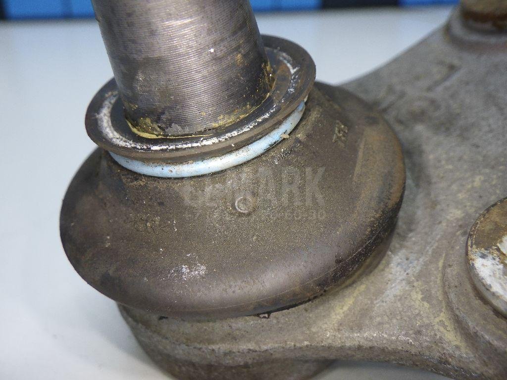 Опора шаровая левая передней подвески