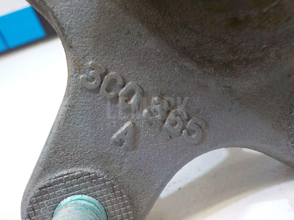 Опора шаровая левая передней подвески