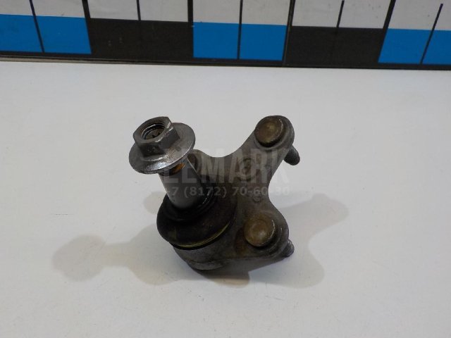 Опора шаровая правая передней подвески
