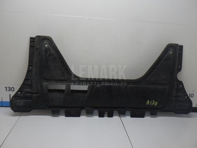 Пыльник двигателя центральный