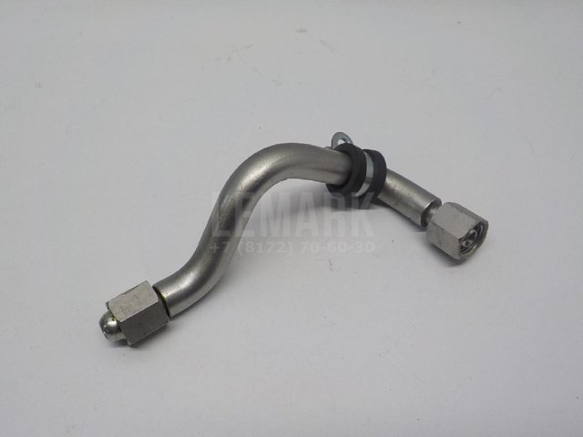 Трубка топливная