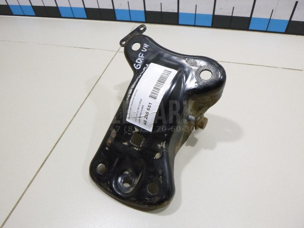 Кронштейн задней балки