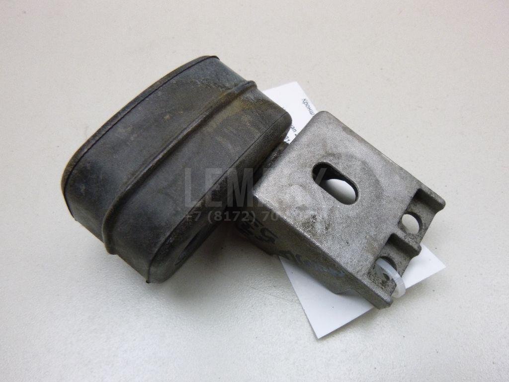 Кронштейн глушителя