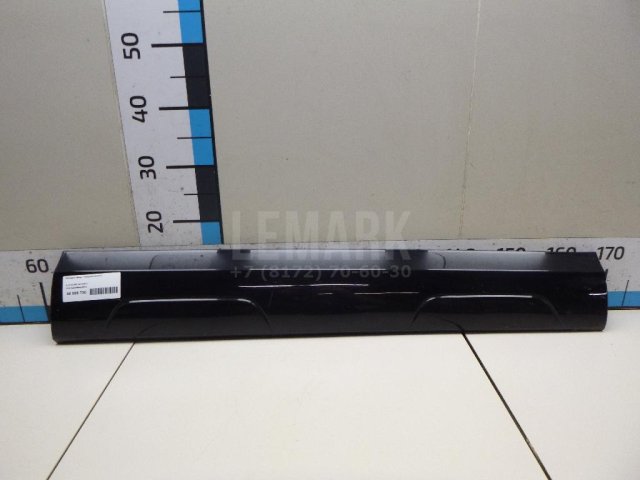 Накладка двери передней правой