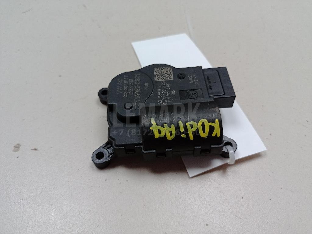 Моторчик заслонки отопителя