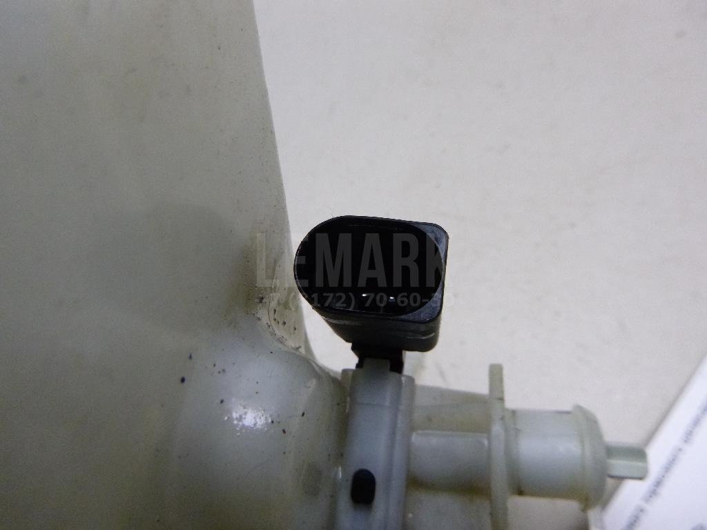 Бачок главного тормозного цилиндра