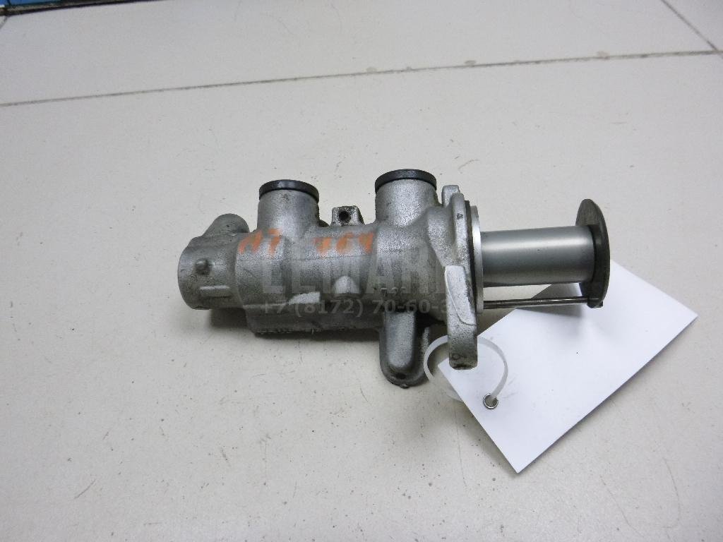 Цилиндр тормозной главный