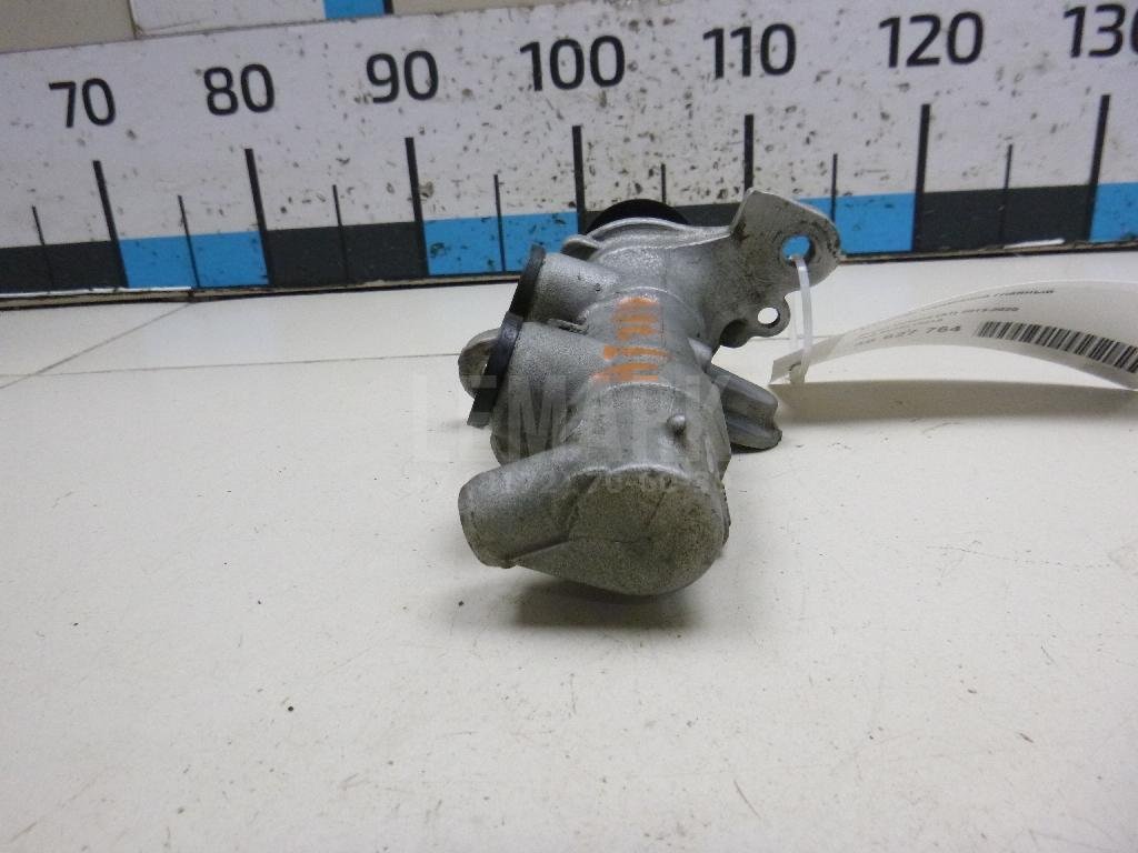 Цилиндр тормозной главный