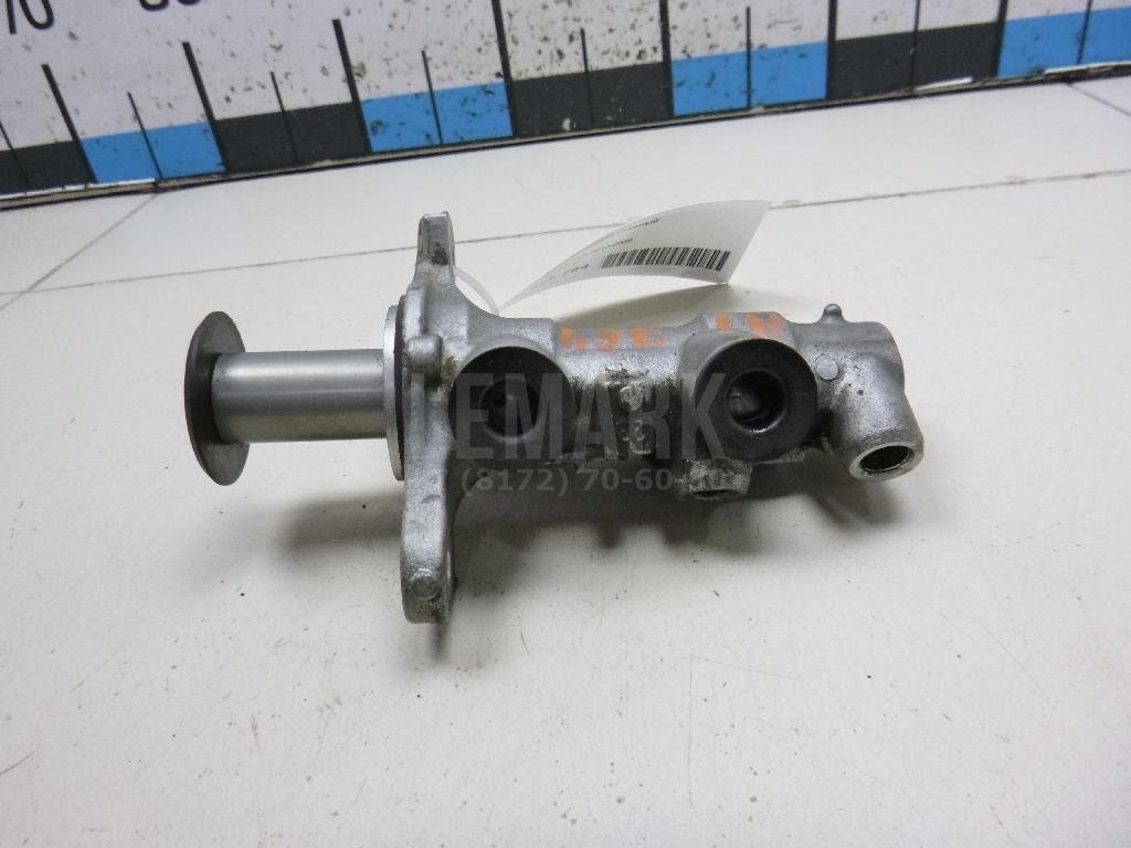 Цилиндр тормозной главный